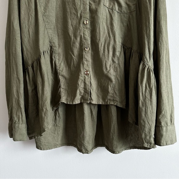 Holding Horses McKenzie Peplum Hi-Lo Shirt - Picture 5 of 10